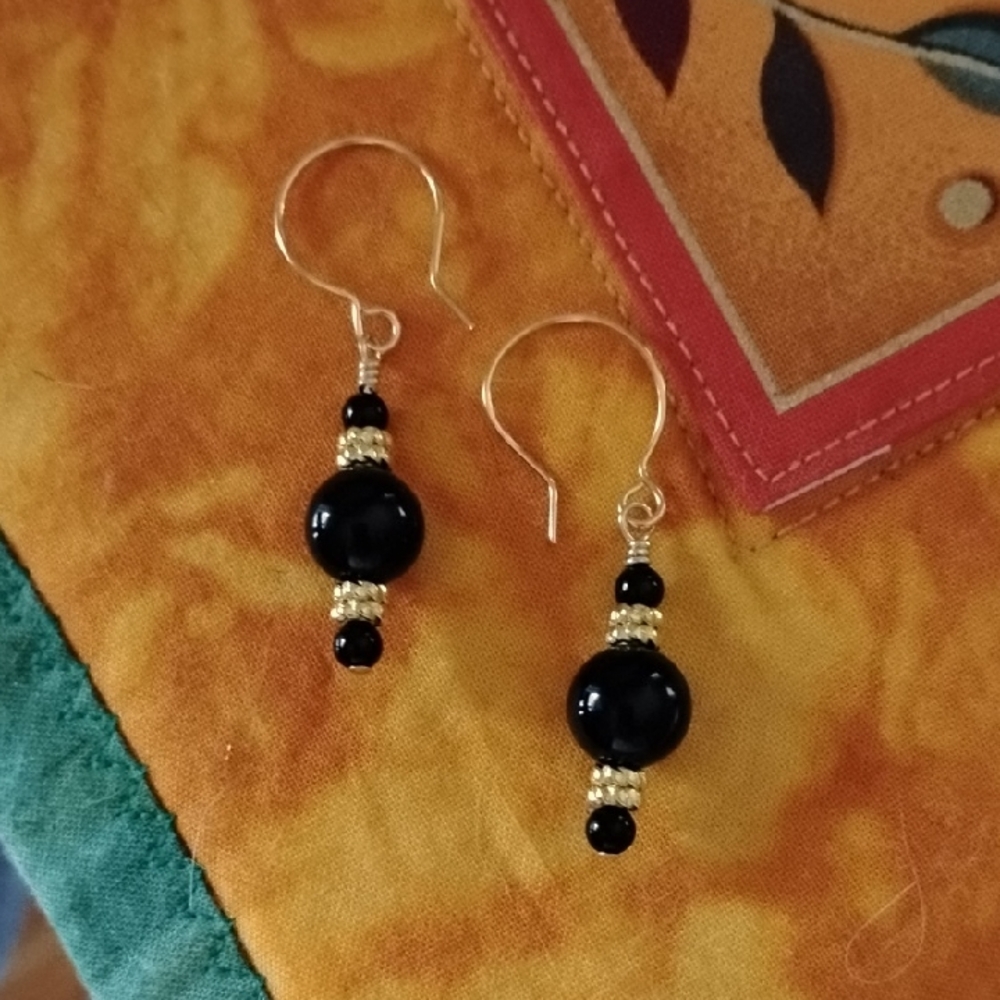 Hand Crafted Elegant Black Onyx and Gold Earrings